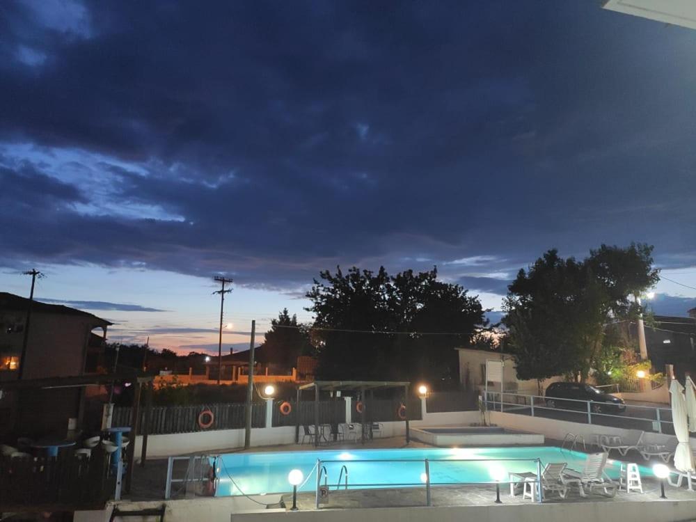 Aparthotel Estia Orestiás Exteriér fotografie